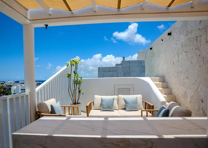 2br Penthouse Private Rooftop Pool Near 5th Ave Apartment